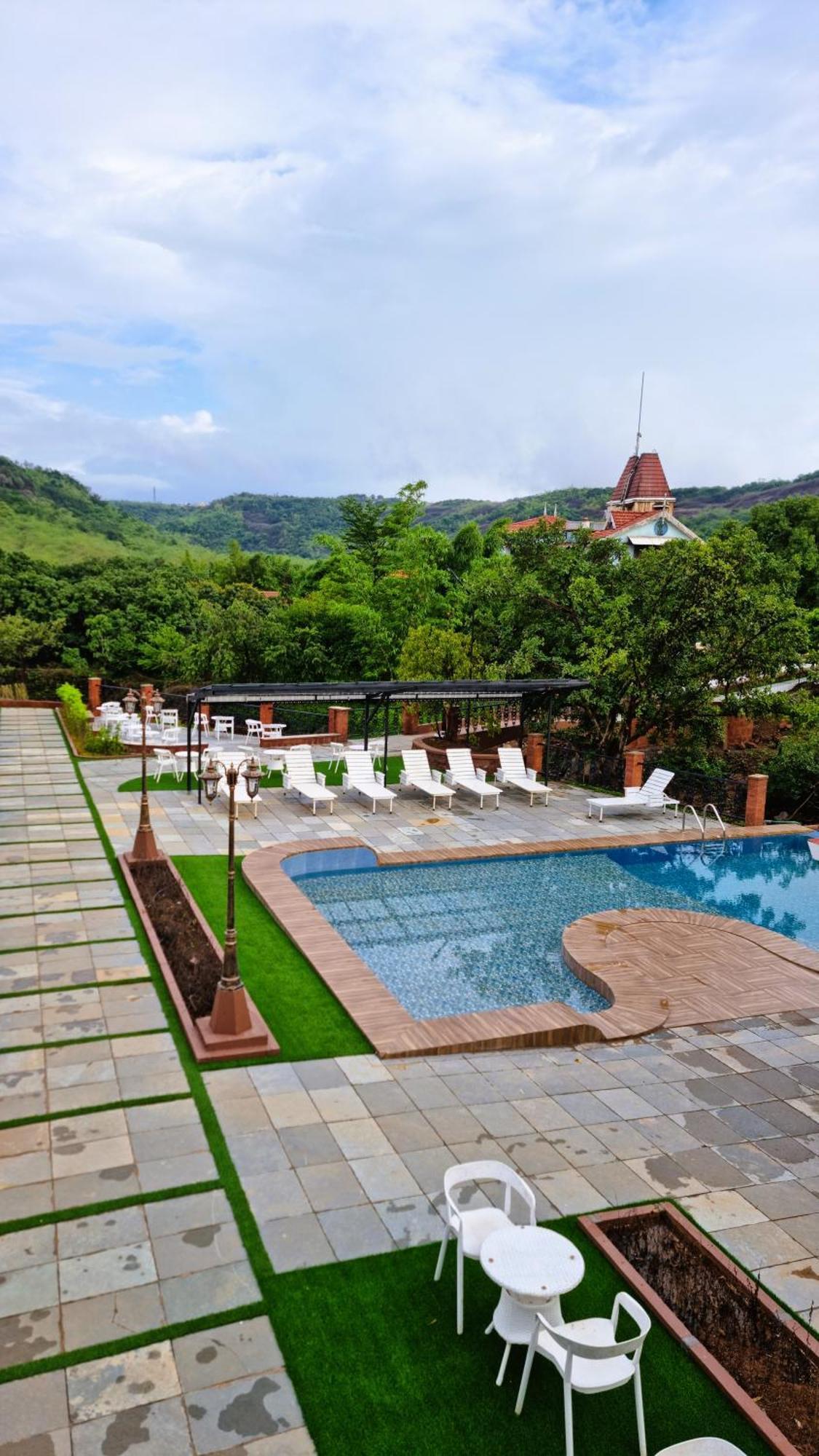 Nostravila Lonavala Exterior photo